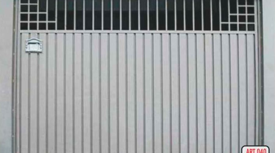 Portão de garagem em alumínio instalado pela PW em São Paulo