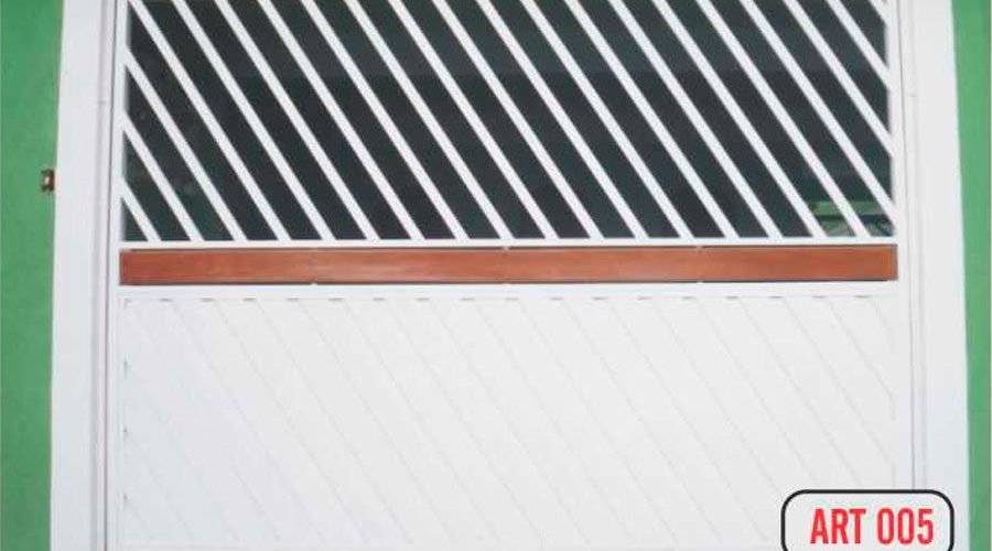 Portão automático em alumínio fabricado e instalado pela PW em São Paulo